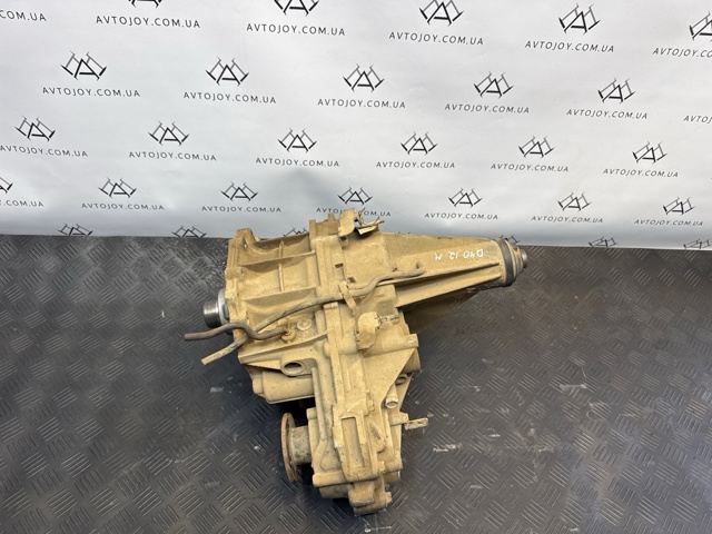 Раздатка (коробка раздаточная) 33100EA30A NISSAN