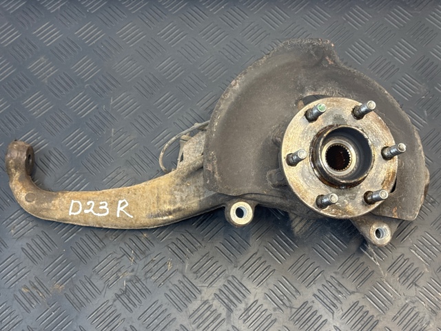 NISSAN 400144KJ0A Цапфа передняя правая в наличии Чернигов