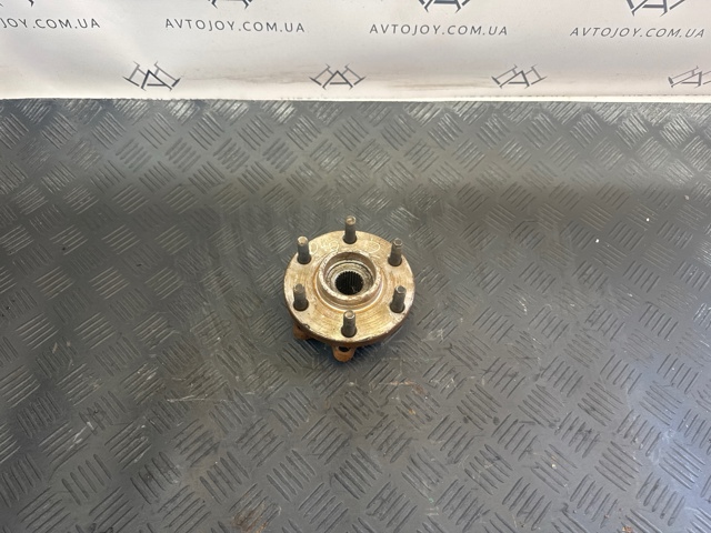 Ступица переднего колеса 40202EA300 NISSAN