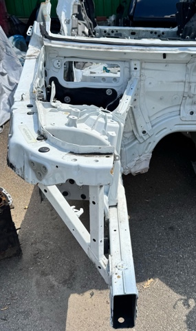 Лонжерон передний правый 41007417572 BMW