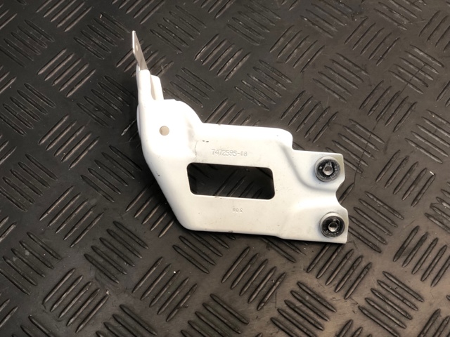 Кронштейн крыла заднего 41007492371 BMW