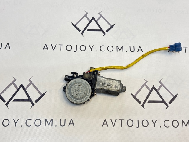 Мотор стеклоподъемника двери передней, правой 4529756 FORD