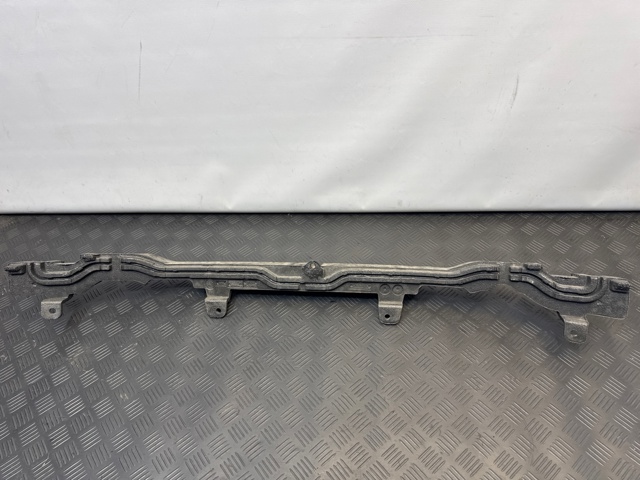 Шина бампера переднего 51117421623 BMW