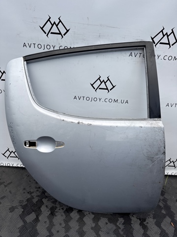 Дверь пассажирская задняя правая 5730A202 MITSUBISHI