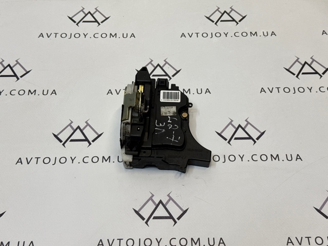 Замок задней левой двери 5745A093 MITSUBISHI