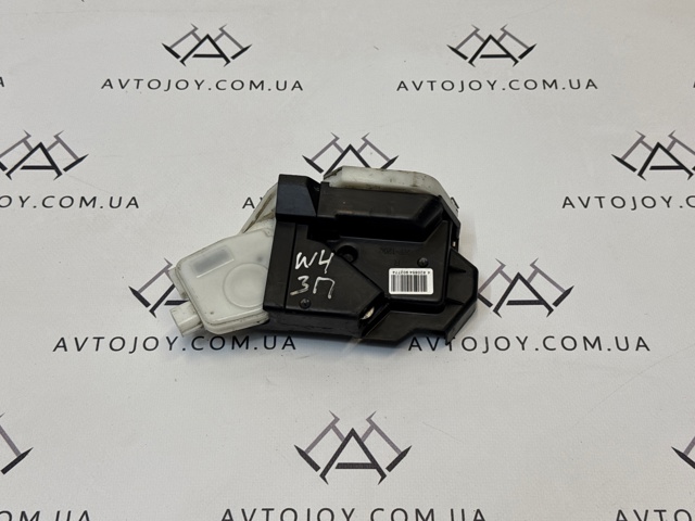 Замок задней правой двери  5745A128 MITSUBISHI