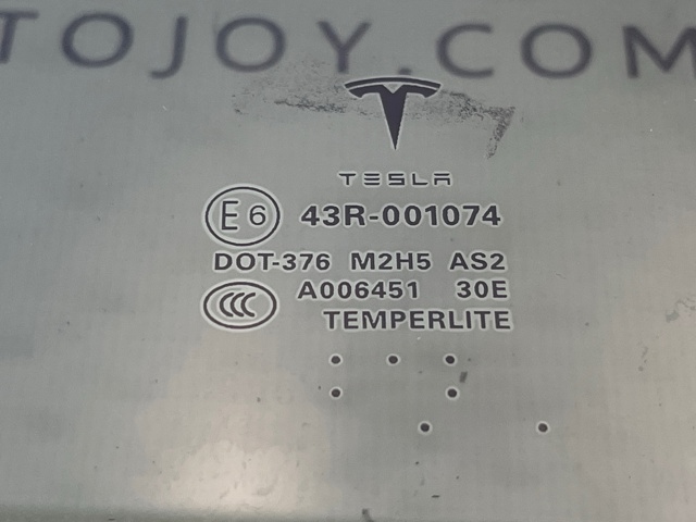 600654700E TESLA Стекло двери передней левой купить в Павлоград