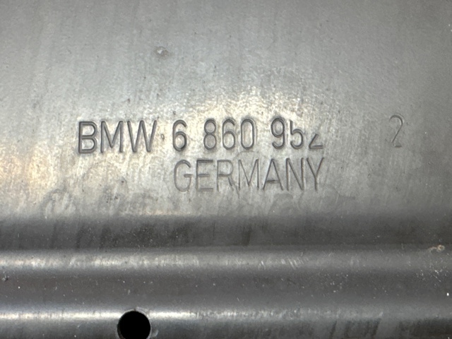 6860952 BMW купить в Ужгород