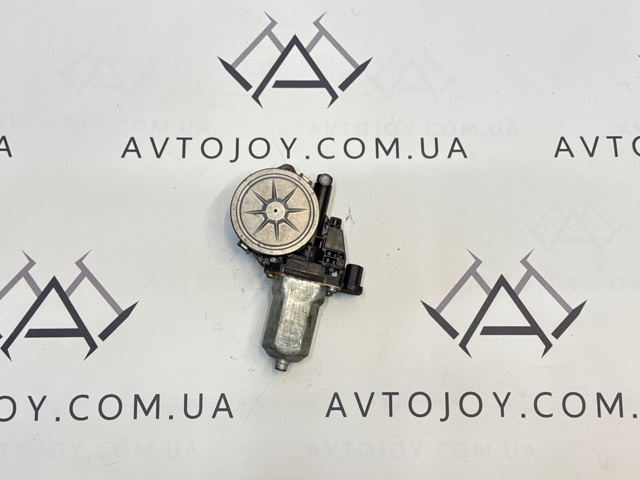 Стеклоподъемник левой задней двери 698400K041 TOYOTA