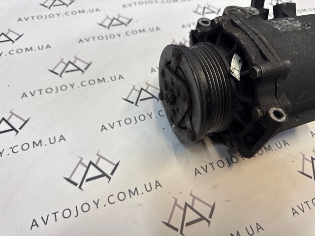 Компрессор системы кондиционирования 7813A091 MITSUBISHI