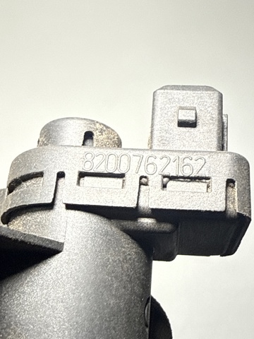 Клапан соленоид регулирования заслонки EGR 8200762162 NISSAN