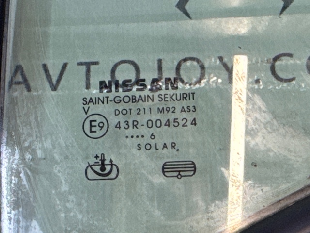 NISSAN 82263EB320 Стекло-форточка двери задней левой в наличии Одесса