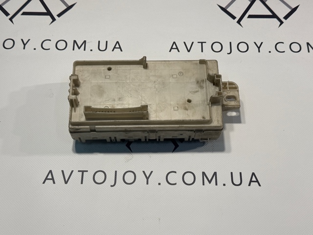 8565A131 MITSUBISHI Блок предохранителей купить в Черновцы