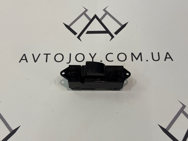 Кнопки заднего правого стеклоподъемника 8608A066 MITSUBISHI