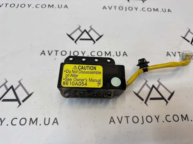 Замок отключения (дактивации) подушки безопастности пассажира 8610A054 MITSUBISHI