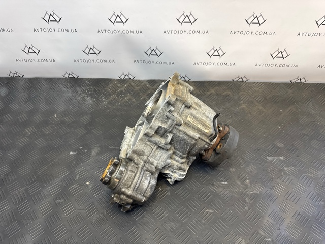 Коробка раздаточная в сборе 8643149 BMW