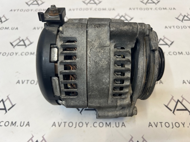 Автомобильный генератор 8645325 BMW