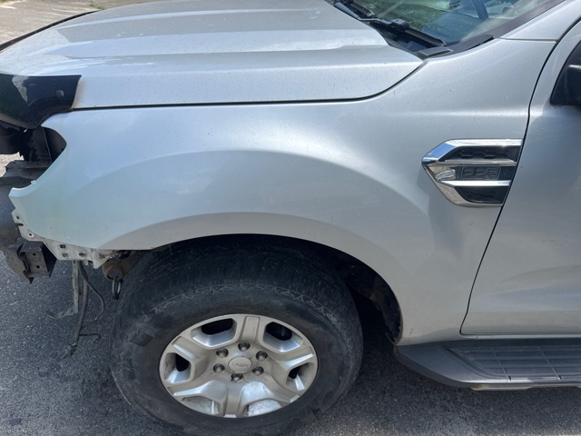 Крыло переднее левое EB3B4116016BA FORD