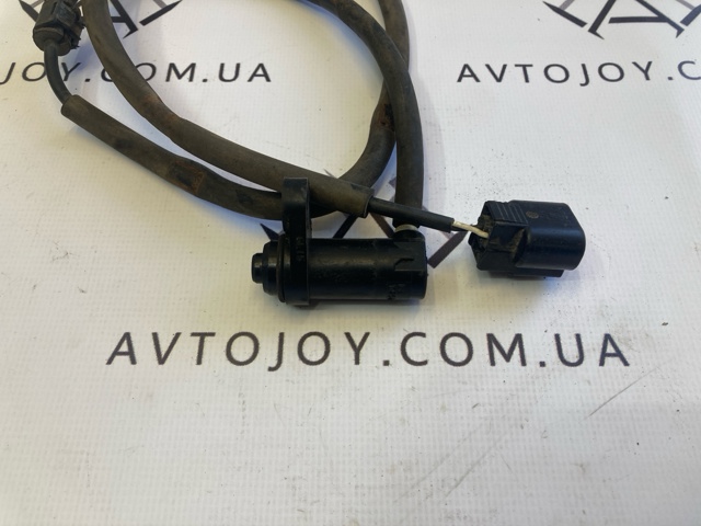 Задний левый датчик АБС MN102577 MITSUBISHI