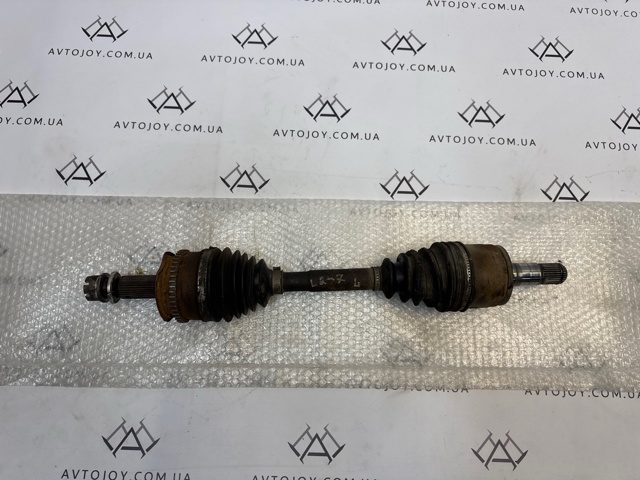 Вал привода, передний левый MN107605 MITSUBISHI