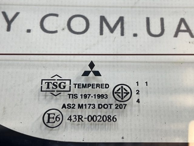 MITSUBISHI MN117500 Стекло кабины заднее в наличии Ровно