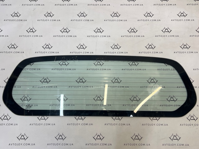 Стекло кабины грузовика заднее MN117500 MITSUBISHI
