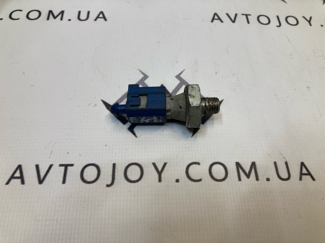 Датчик указателя давления масла MN163743 MITSUBISHI