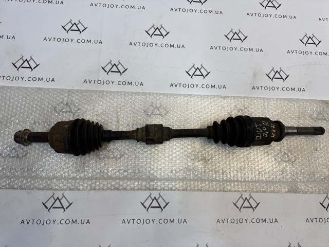 Полуось передняя, правая MN168518 MITSUBISHI