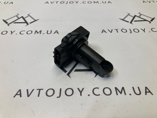 Расходомер воздуха MR547077 MITSUBISHI