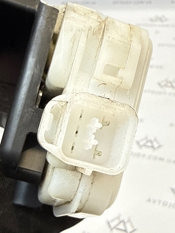 MR573707 MITSUBISHI Замок двери передней левой купить в Одесса
