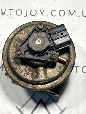 Клапан EGR системы рециркуляции отработавших газов MR577141 MITSUBISHI