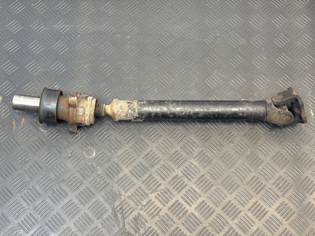 Вал карданный переднего моста MR580626 MITSUBISHI