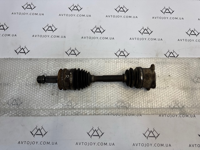 Полуось передняя, правая MR580692 MITSUBISHI