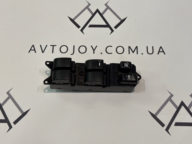Кнопки переднего левого стекло подъемника MR587943 MITSUBISHI