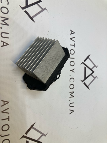 MR958201 MITSUBISHI Резистор печки купить в Николаев
