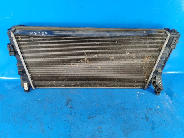 Радиатор основной 17117617595 BMW