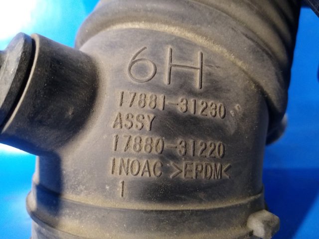 TOYOTA 1788131230 в наличии Киев