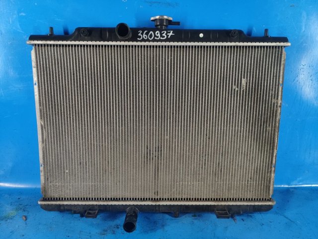 Радиатор охлаждения 21400JM00A NISSAN