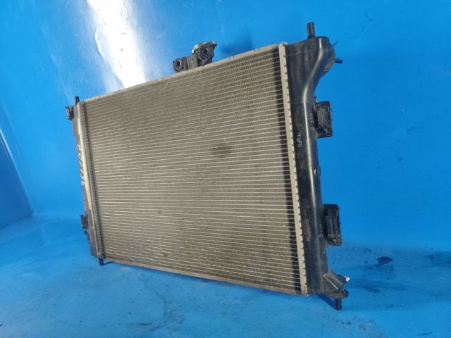 HYUNDAI 253103X101 Радиатор охлаждения двигателя в наличии Полтава