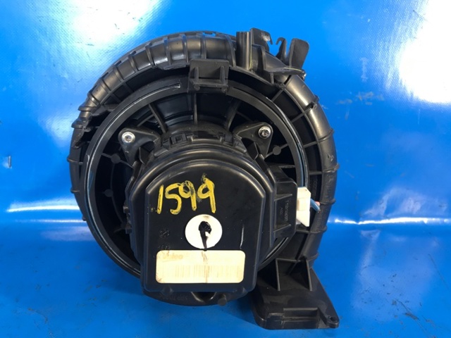 272263SG0A NISSAN Мотор вентилятора печки (отопителя салона) купить в Киев
