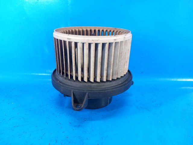 Электромотор печки 27226EA010 NISSAN
