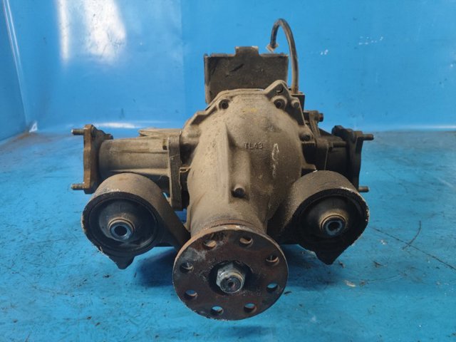 Ｒ 2745066JV0 Suzuki Картер переднего моста (чулок)
