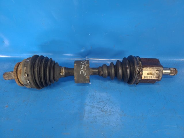Левая полуось 30735152 VOLVO