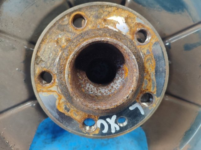 VOLVO 30793309 Защита тормозного диска заднего левая в наличии Львов