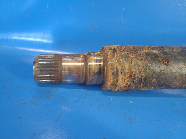 BMW 31608643362 Правая полуось в наличии Одесса