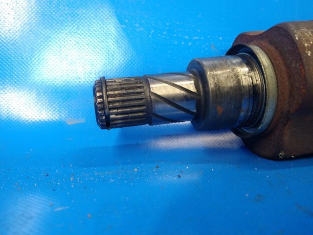 391003RC0A NISSAN Правая полуось купить в Харьков