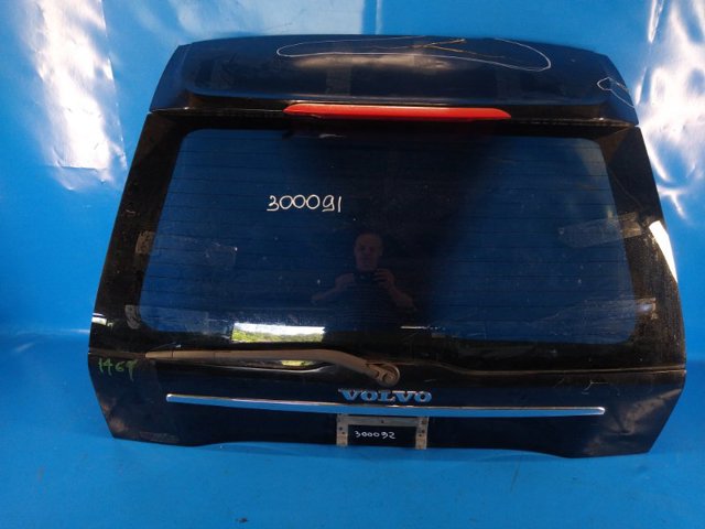 Дверь задняя багажная 39852821 VOLVO