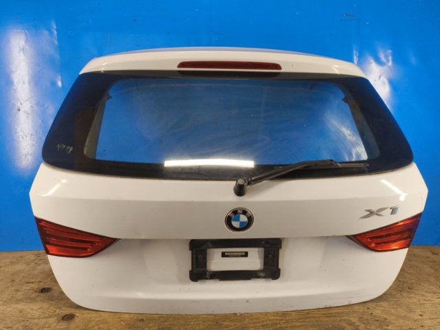 Дверь задняя багажная 41002993152 BMW