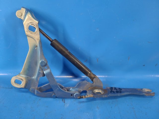 Завеса капота левая 41007211639 BMW