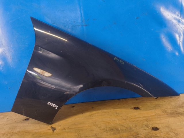 Крыло переднее правое 41355A55AF4 BMW